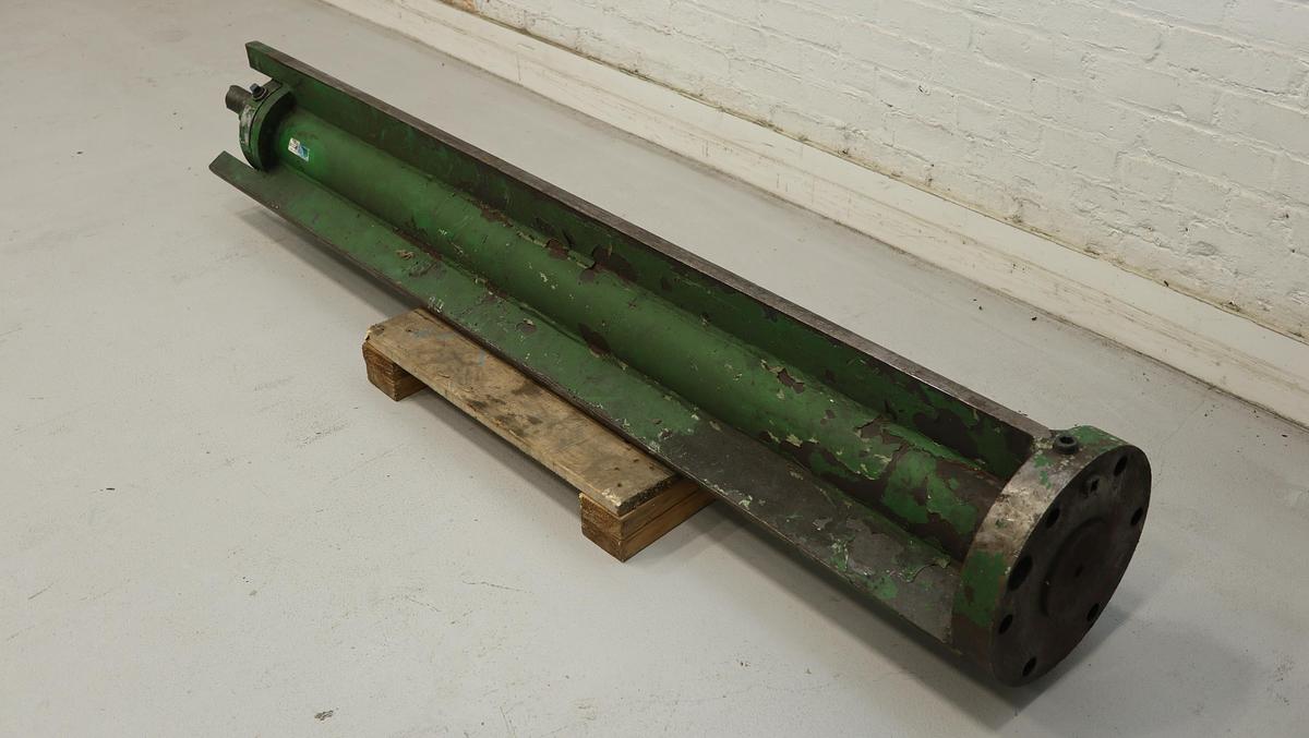 Refurbished BLACK CLAWSON 60" Roll Splitter Cylinder #46661