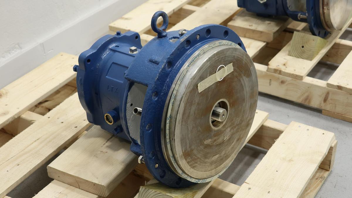 Refurbished Summit 3196 LTX 13" Pump Power End #47110