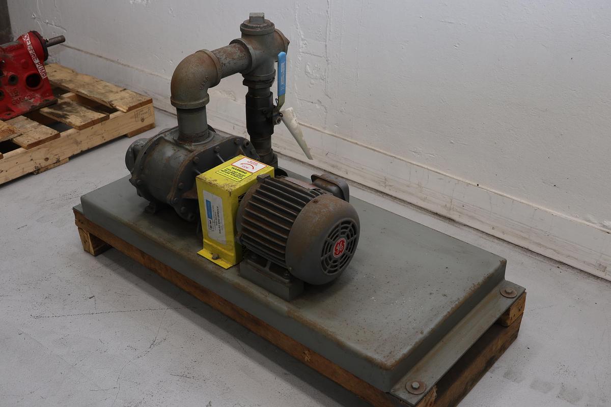 Used Dresser Industries Universal RAI 36U-RAI Blower With A/C Motor & Base #47543