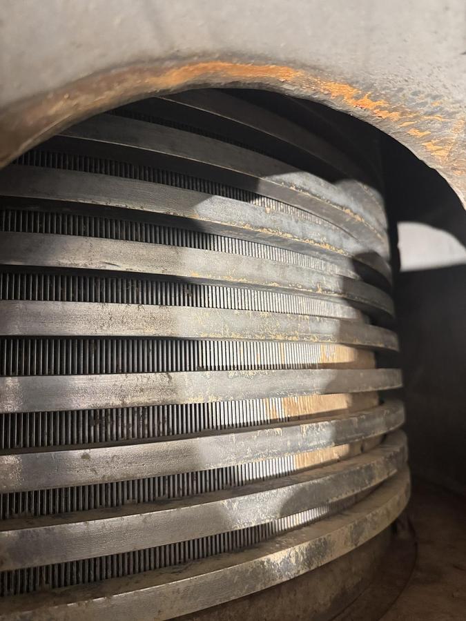 Used Sunds Defibrator T9 Pressure Screen #47141