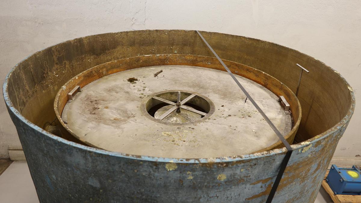 Used Kadant AES 3605-001-002 Gravity Strainer #46535