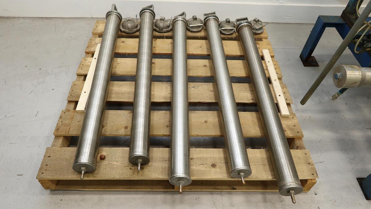 Used Kadant AES 5700S5A2 4-Bank Canister Filter #46923