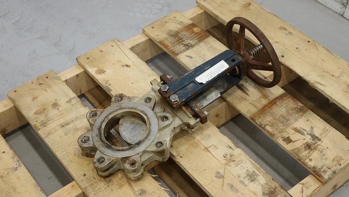 Used 4" Fabri-Valve Hand Operated Knife Gate Valve #45083