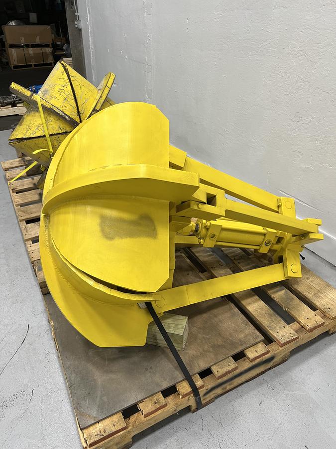 Unused Kadant Hydraulic Grapple, 48" #47263