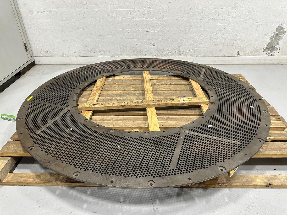 Used Black Clawson 97" Extraction Plate #46830