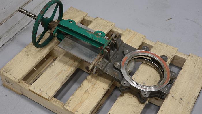 Used Rovalve 8" S20- A Hand Operated Knife Gate Valve #45669