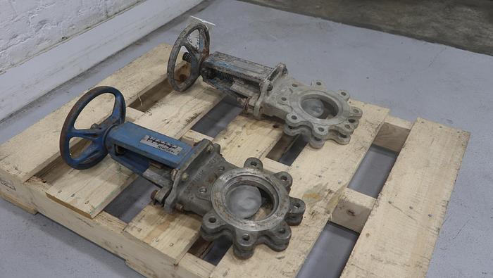 Used Dezurik 4" Hand Operated Knife Gate Valve #45699