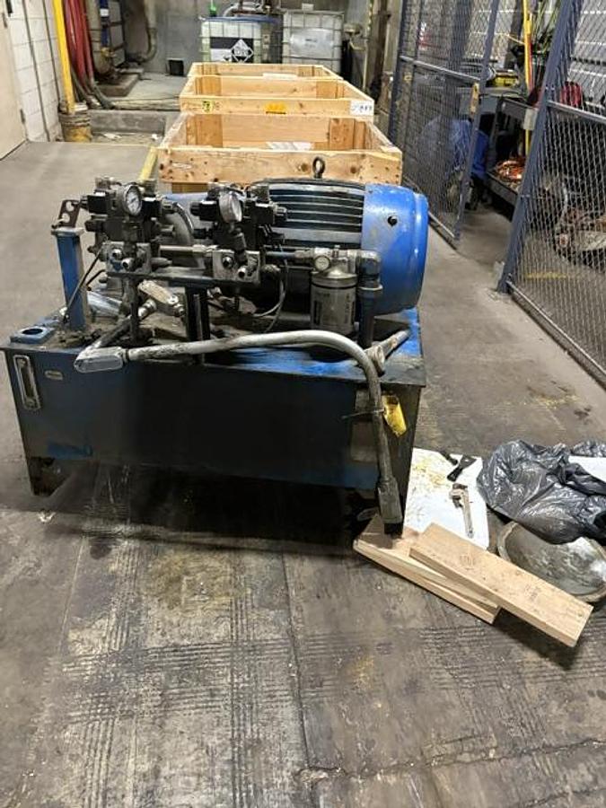 Used BE&K 108W"x65D" Roll Splitter #47628