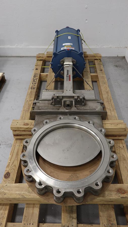 Unused Dezurik 18" Air Operated Knife Gate Valve #47279