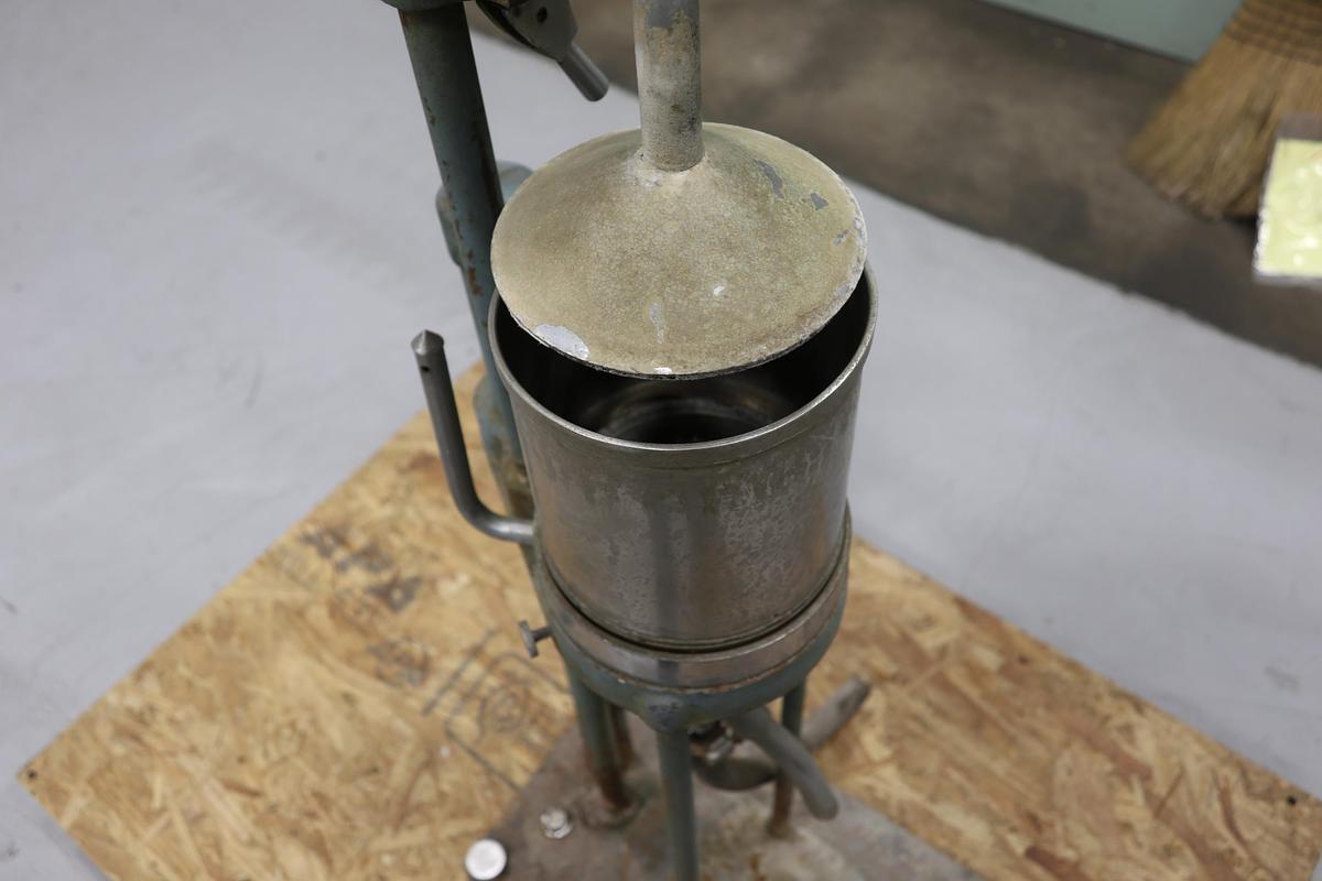 Used Shopper Riegler Freeness Tester #47714