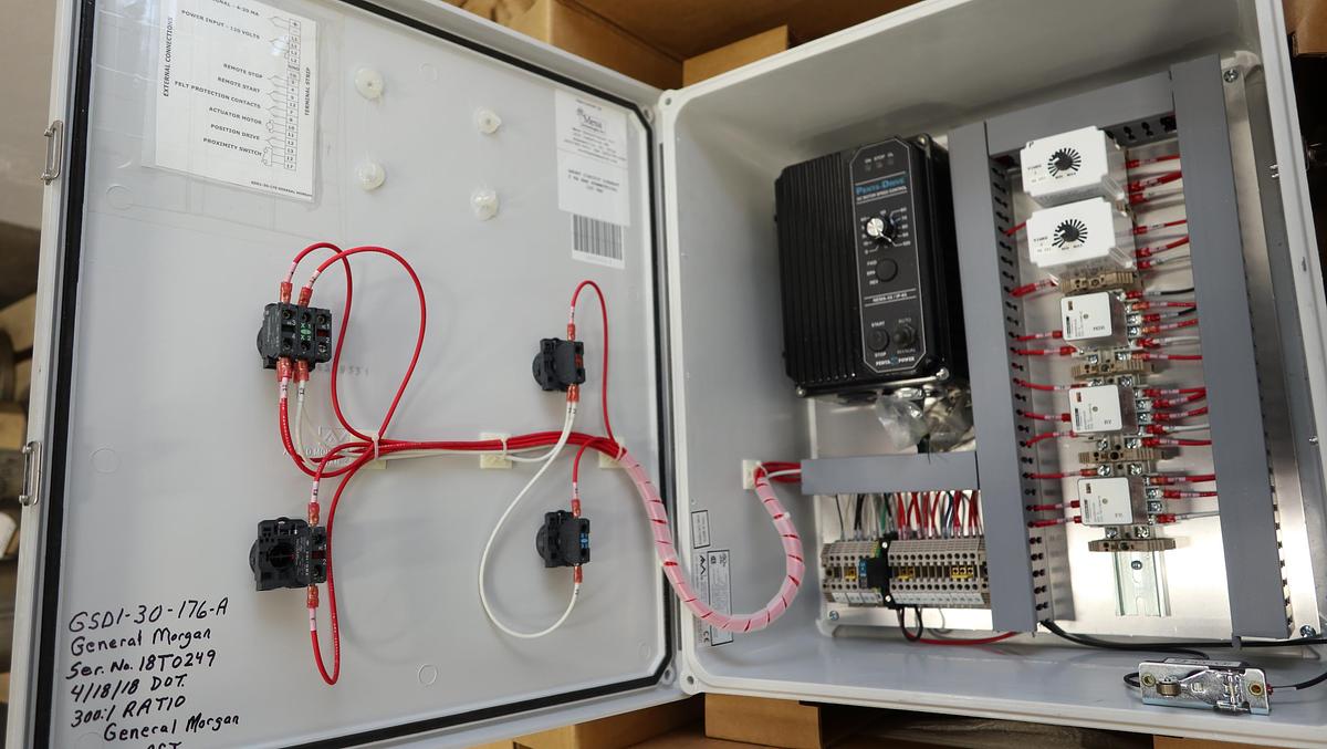 Unused CVN Vooner General Morgan GSD1-30-176-A (SRA 2000) Shower Oscillator Control Unit #47023