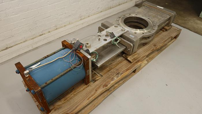 Unused Dezurik 12" Air Operated Thru-Gate Valve #46528