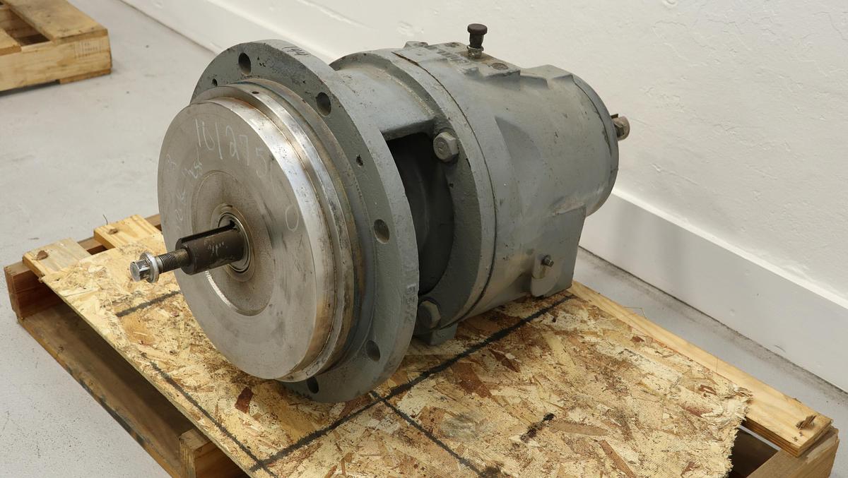 Used Goulds 3175 S Power End With 14" Steel Stuffing Box & Dynamic Seal #46918