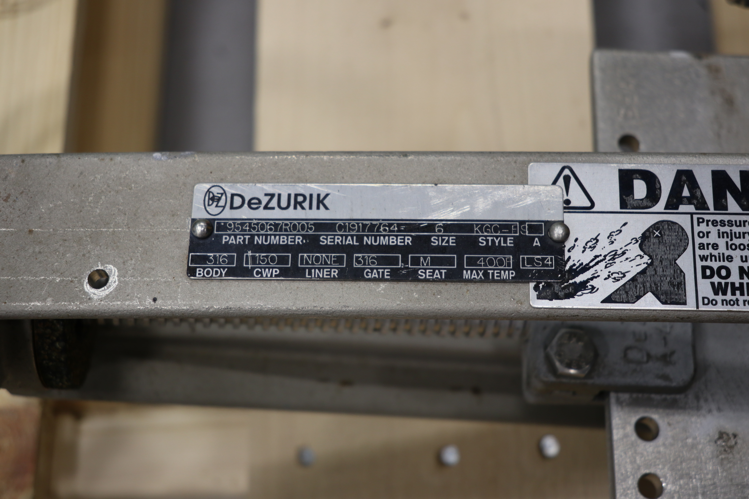 Used Dezurik 6" Hand Operated Knife Gate Valve #47698