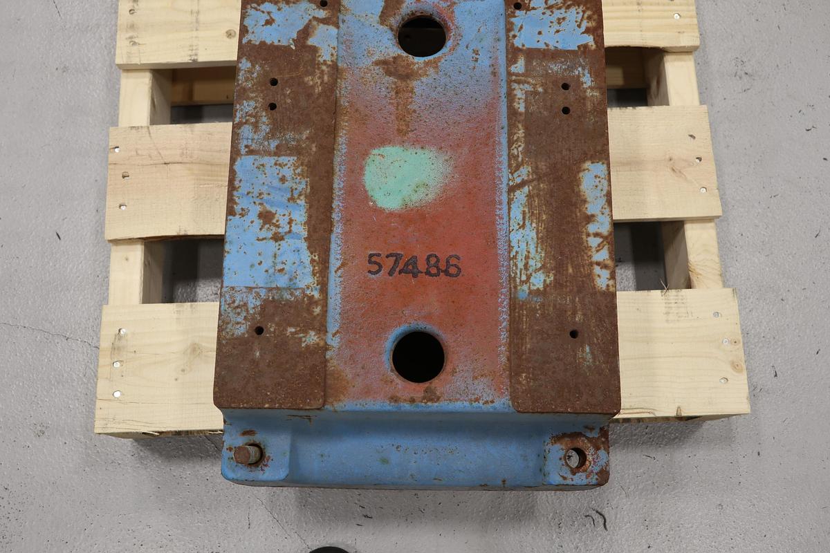 Used Goulds 3196 MT/MTX Pump Base #47722