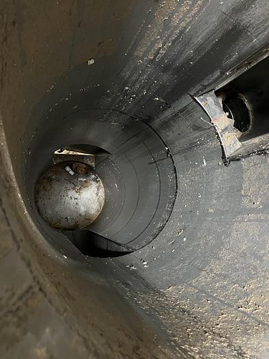 Used Junk Tower and Clam #46206