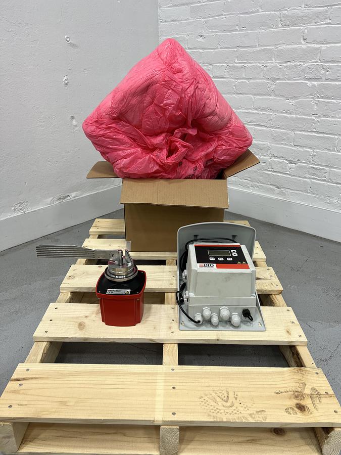 Unused BTG  MBT-2500 Blade Type Consistency Transmitter With CPM-1300 Communication Platform #47253