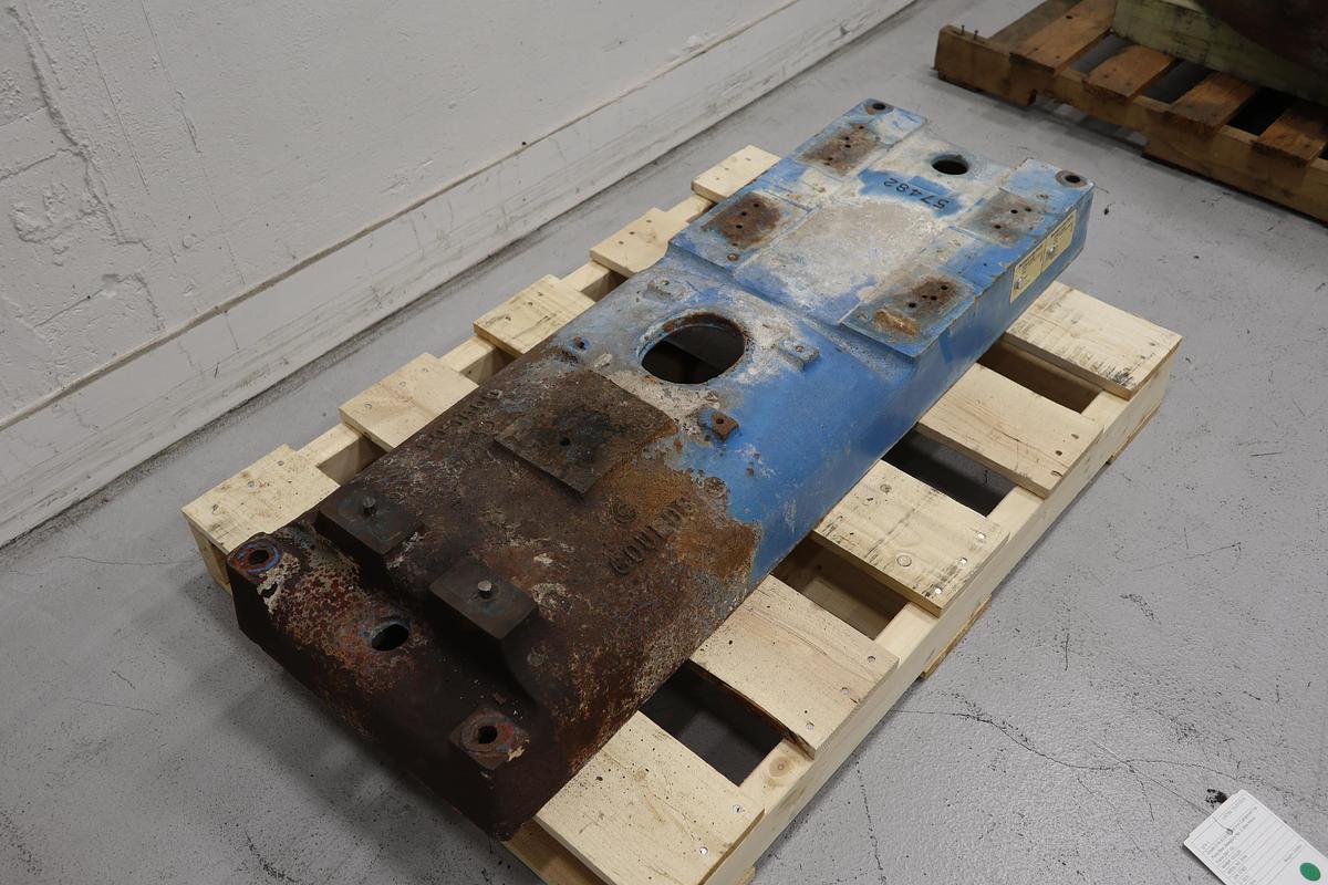 Used Goulds 3196 ST/STX Cambered Top Pump Base #47755