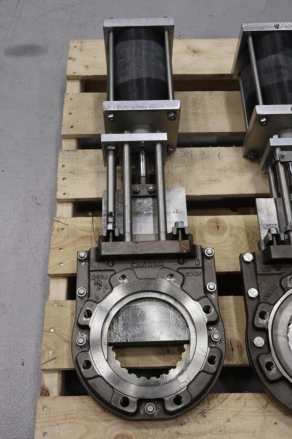 Unused North Port Valve 6" Air Operated Knife Gate Valve #47314