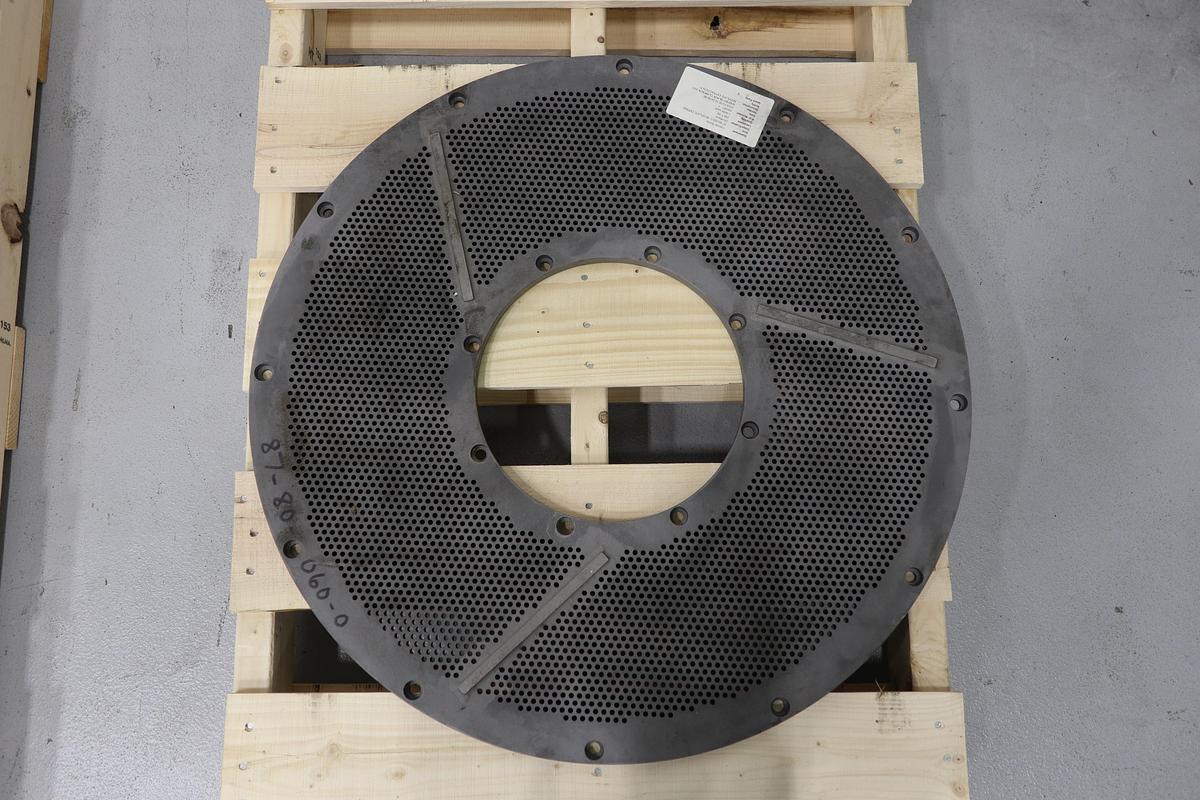Unused Black Clawson 75-25 Float Purger Extraction Plate #47700
