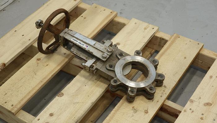 Used 4" Fabri-Valve Hand Operated Knife Gate Valve #45084