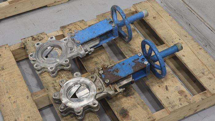 Used Orbinox 4" Hand Operated V-Port Knife Gate Valve #45709