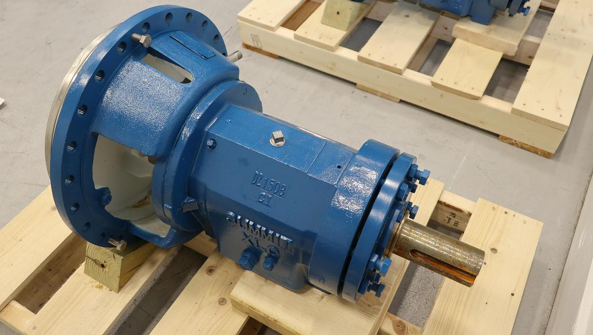 Unused Summit 3196 XLO 15" Pump Power End #47099