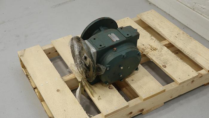 Unused Dodge 182CG38A18 Right Angle Gear Drive #45052