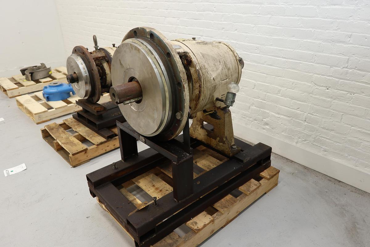 Refurbished Goulds 3175 L 18" Power End #47400