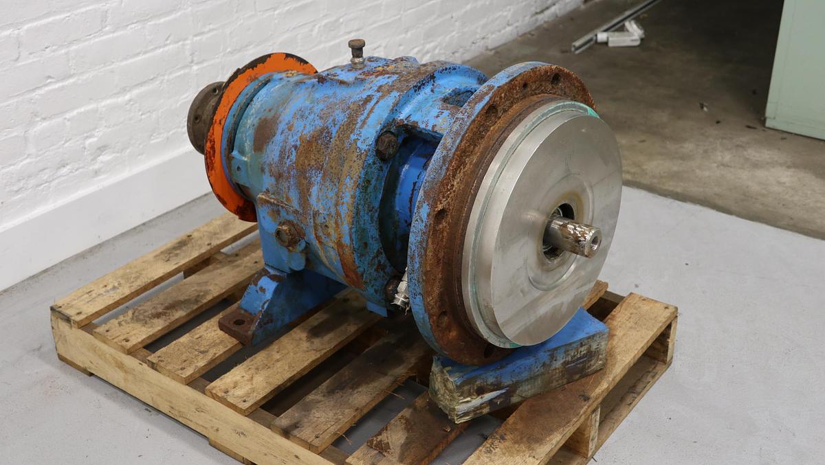 Used Goulds 3175 S Power End With 14" Stuffing Box #46933