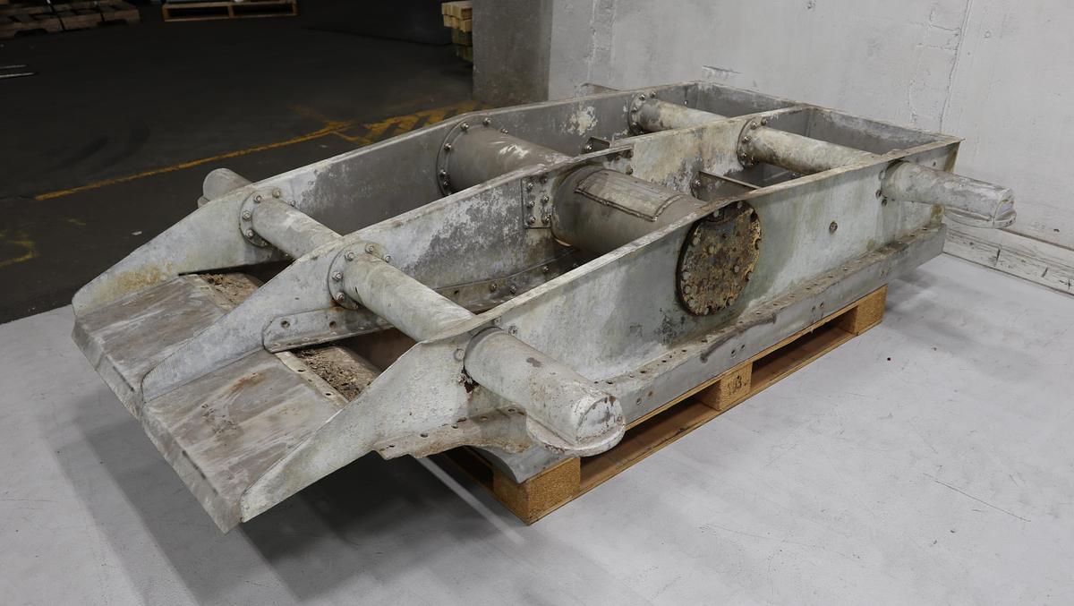 Used Voith 1000K Vibrating Screen Housing #46813