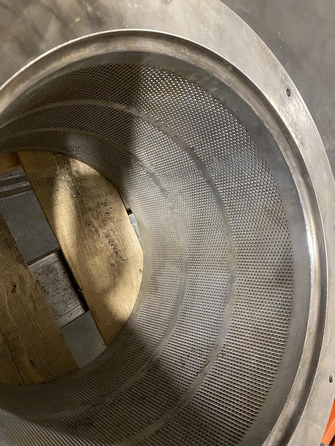 Used Fiberprep CH3 Stainless Steel Profiled Hole Basket#27556