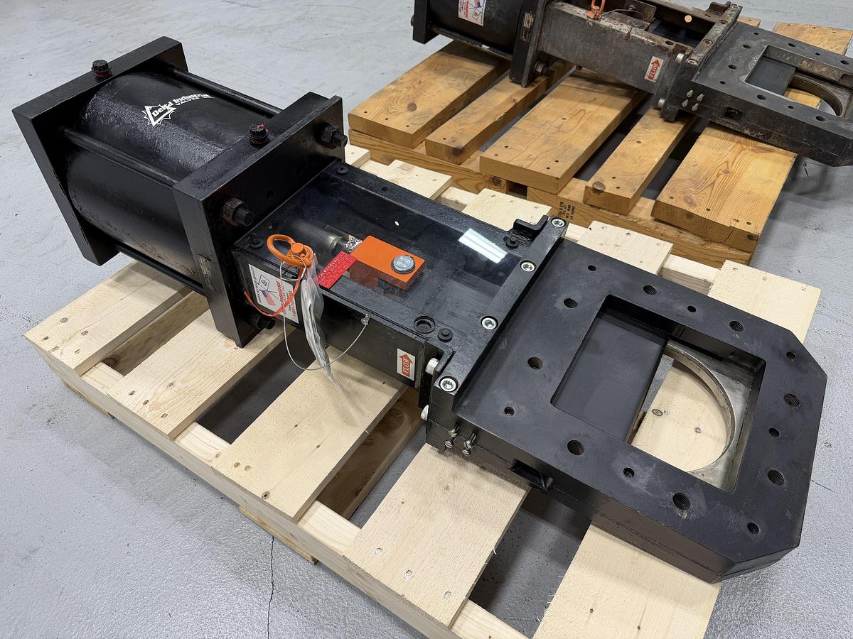 Unused Delta Industrial 8" Air Operated Knife Gate Valve #47089