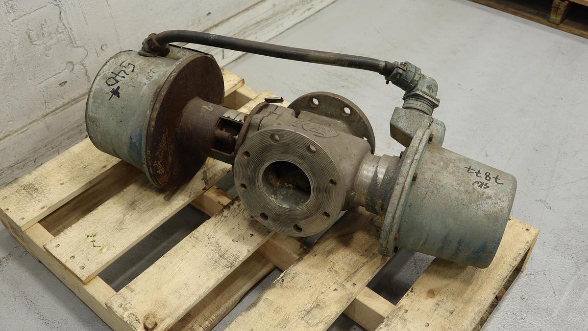 Used Dezurik 4" Electronic Basis Weight Valve #46632