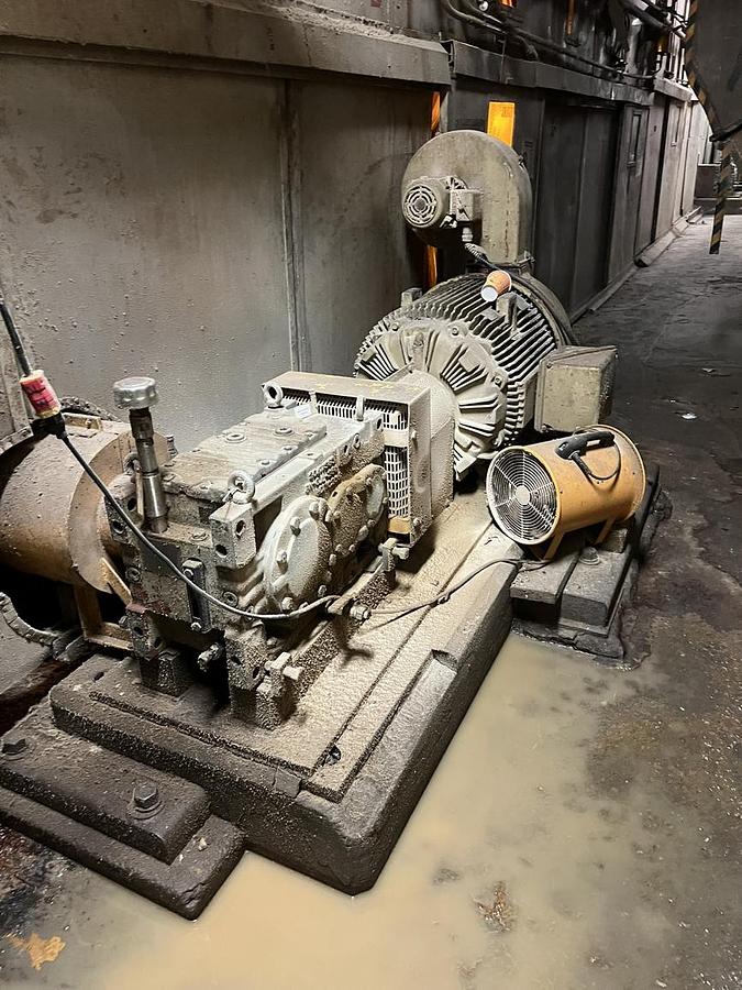 Used 7 Cylinder 110" Recycled Paperboard Machine #47044