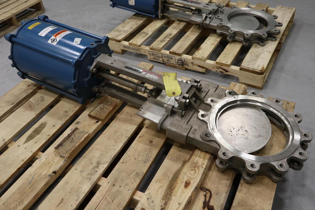 Unused Dezurik 12" Air Operated Knife Gate Valve #47327