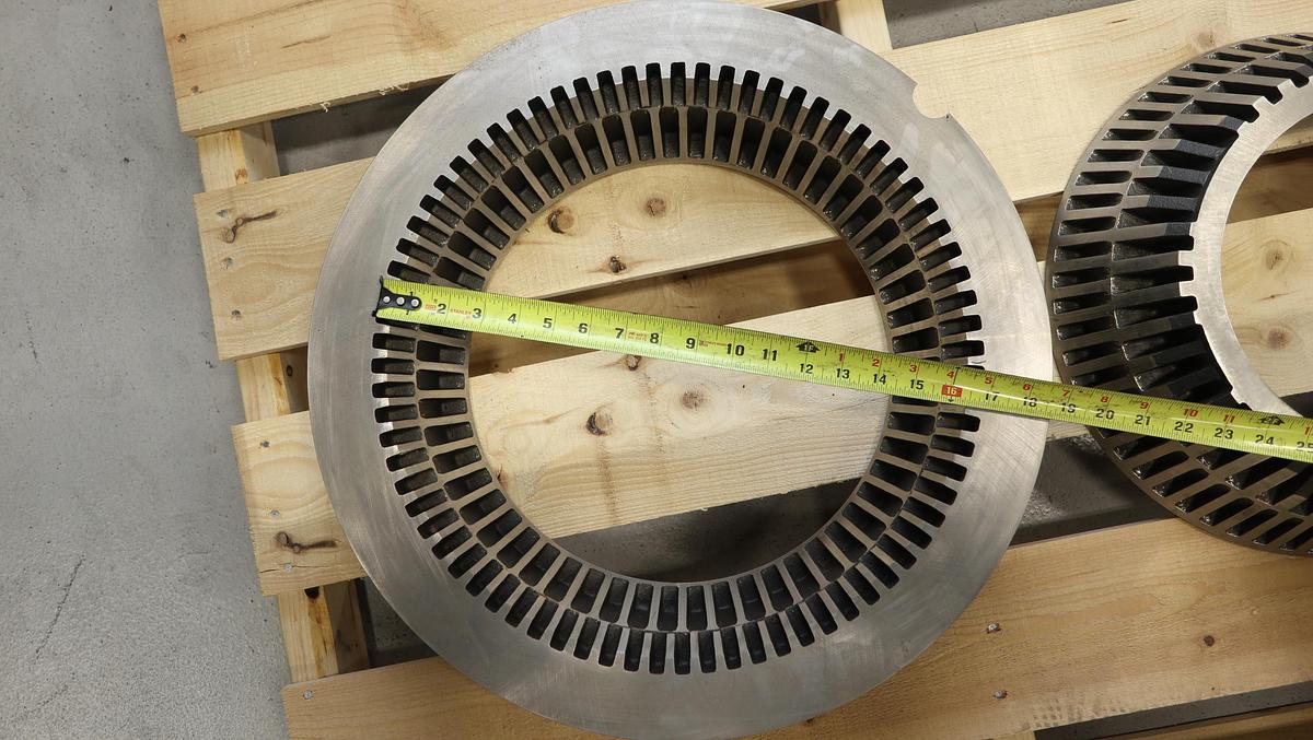 Unused Black Clawson Model 200 Hydraflaker 16/17" Outer & Inner Tackle #46961