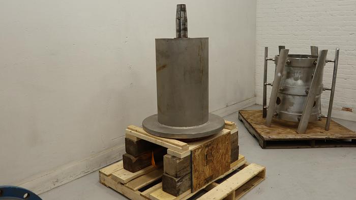 Refurbished Black Clawson UV-500 Pressure Screen Rotating Assembly #44928