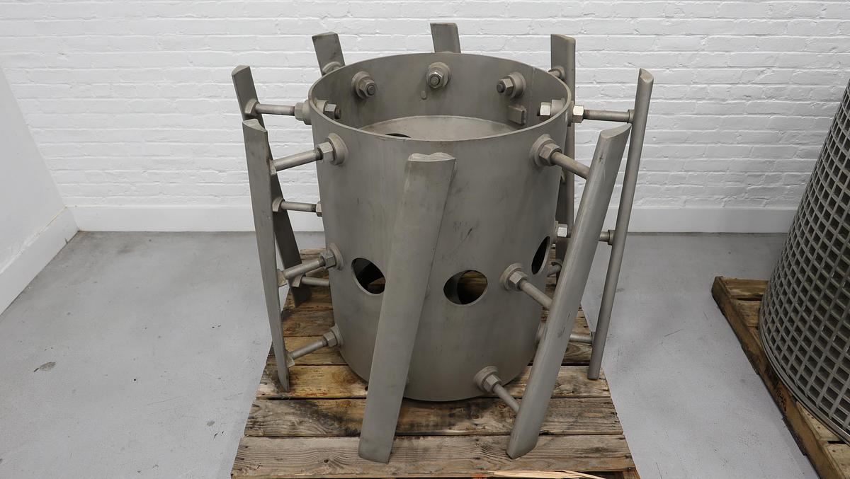 Used Black Clawson UV600 Pressure Screen 8-Foil Rotor #47231