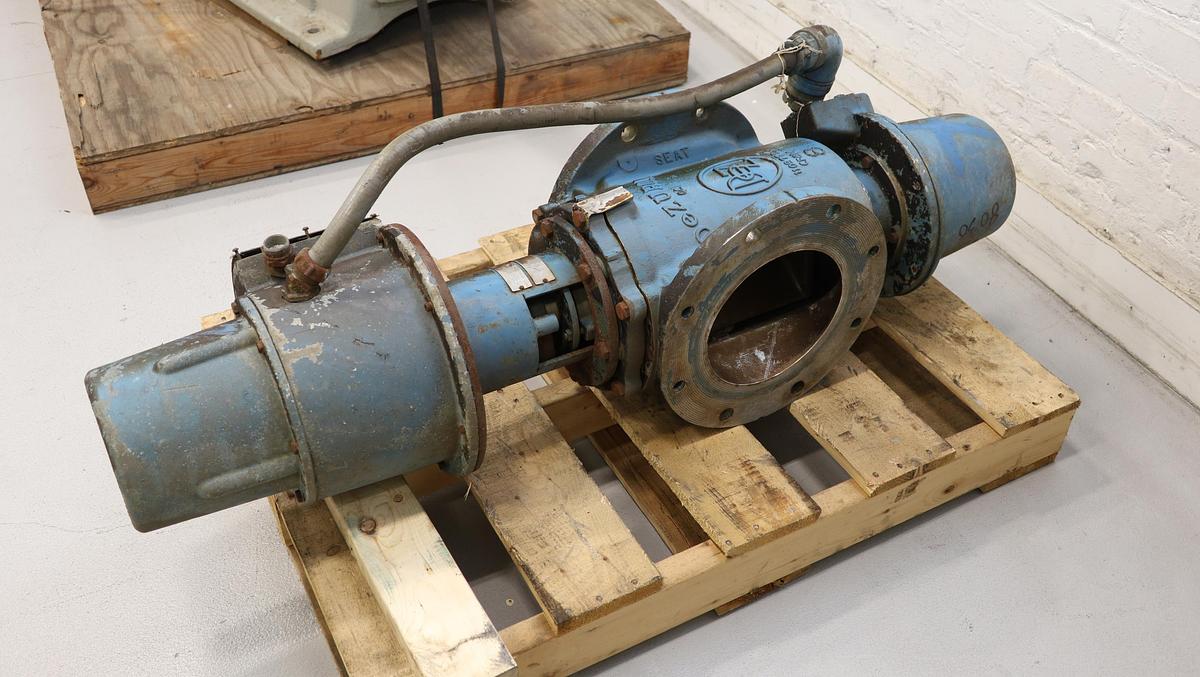 Used Dezurik 8" Electronic Basis Weight Valve #46624