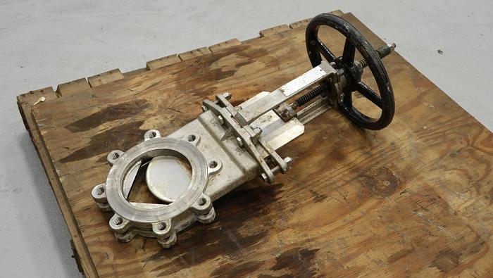 Used Lined Valve company 6" Hand Operated V-Port Hand Operated Knife Gate Valve #44946