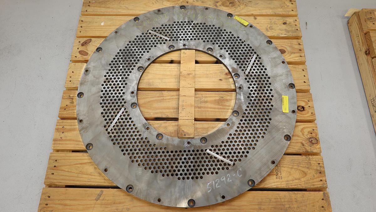 Used Black Clawson HP42-3000 Hydrapurge Extraction Plate #46564