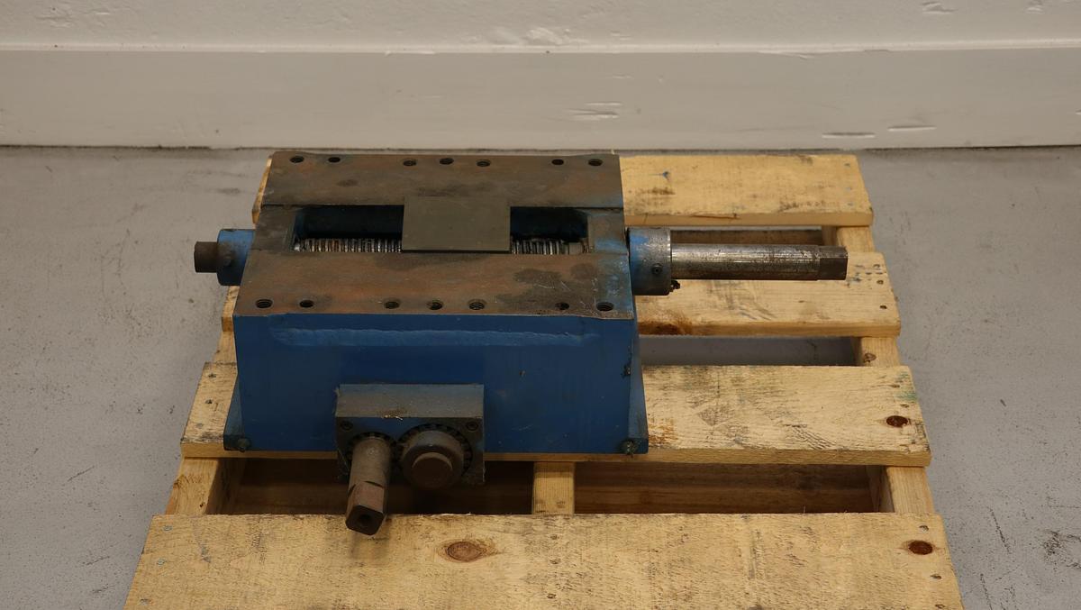 Used Voith Felt Guide Base Pedestal #47006