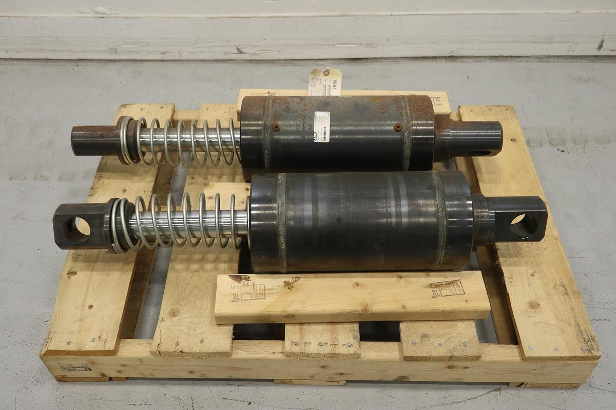 Used Valmet APL3045466 Shock Absorbers #47545
