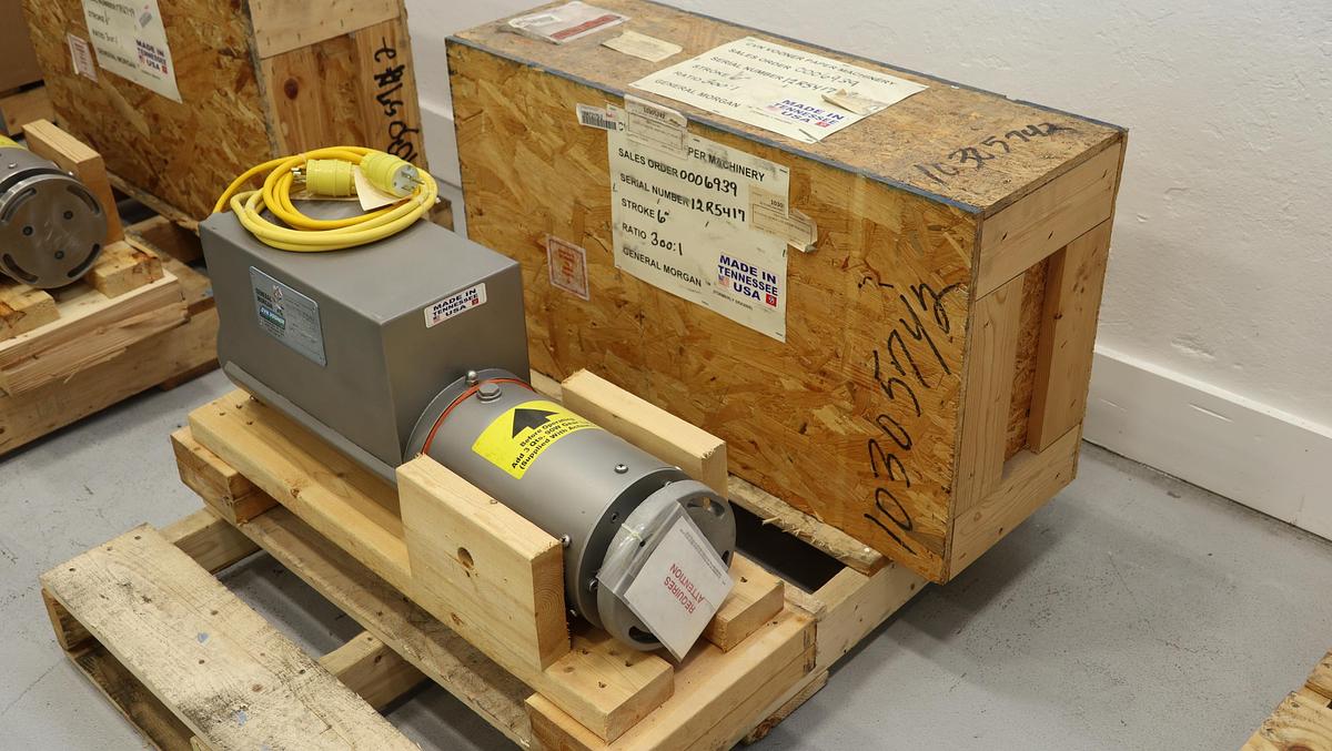 Used CVN Vooner General Morgan (SRA 2000) Shower Oscillator #46997