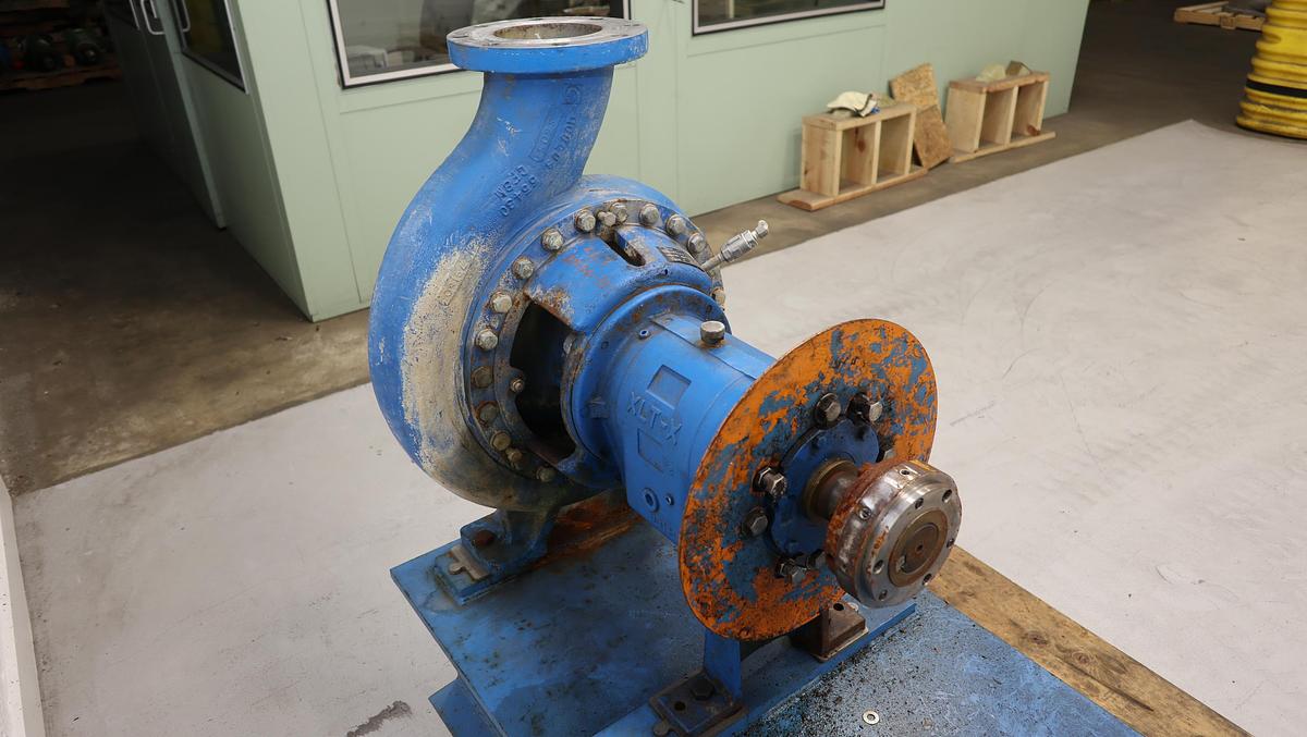 Used Goulds 3196 XLT-X 6x8x15 Pump With Base #47021