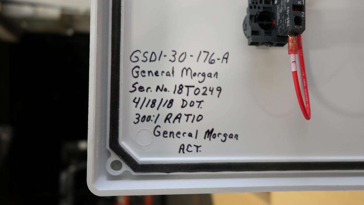 Unused CVN Vooner General Morgan GSD1-30-176-A (SRA 2000) Shower Oscillator Control Unit #47023