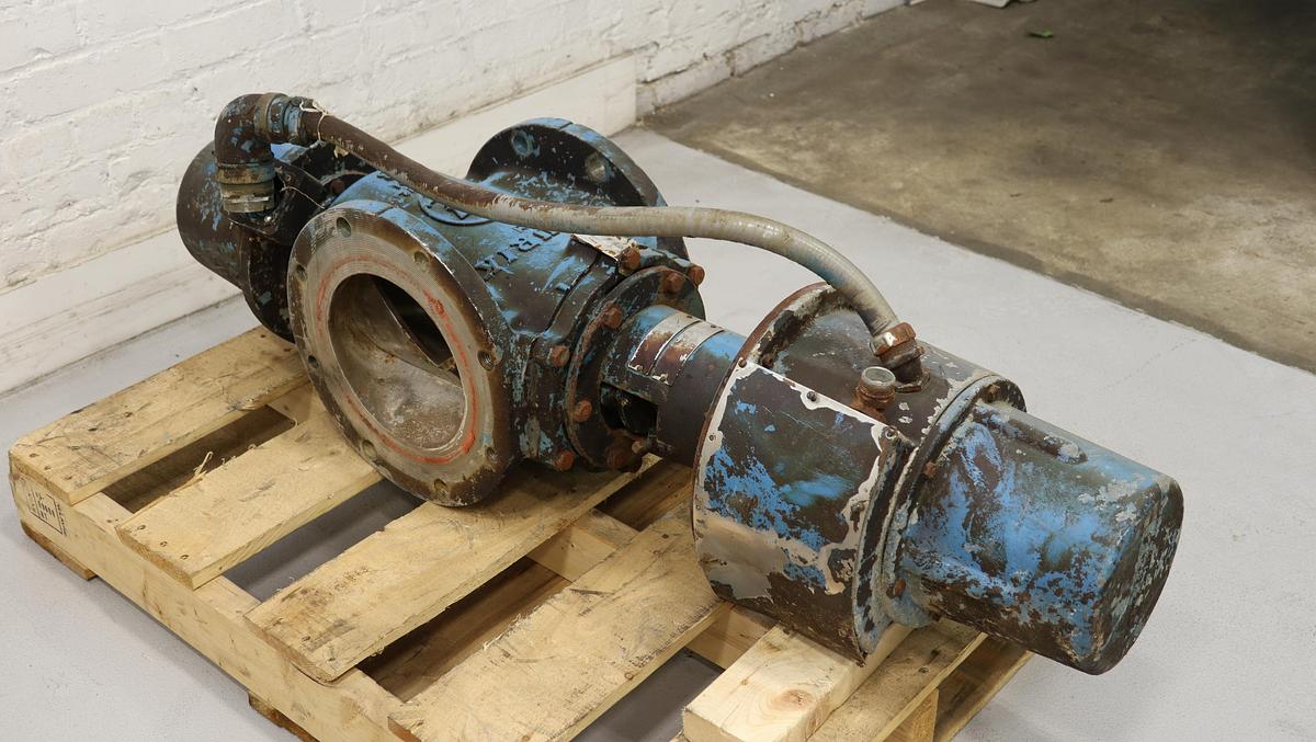 Used Dezurik 8" Electronic Basis Weight Valve #46624