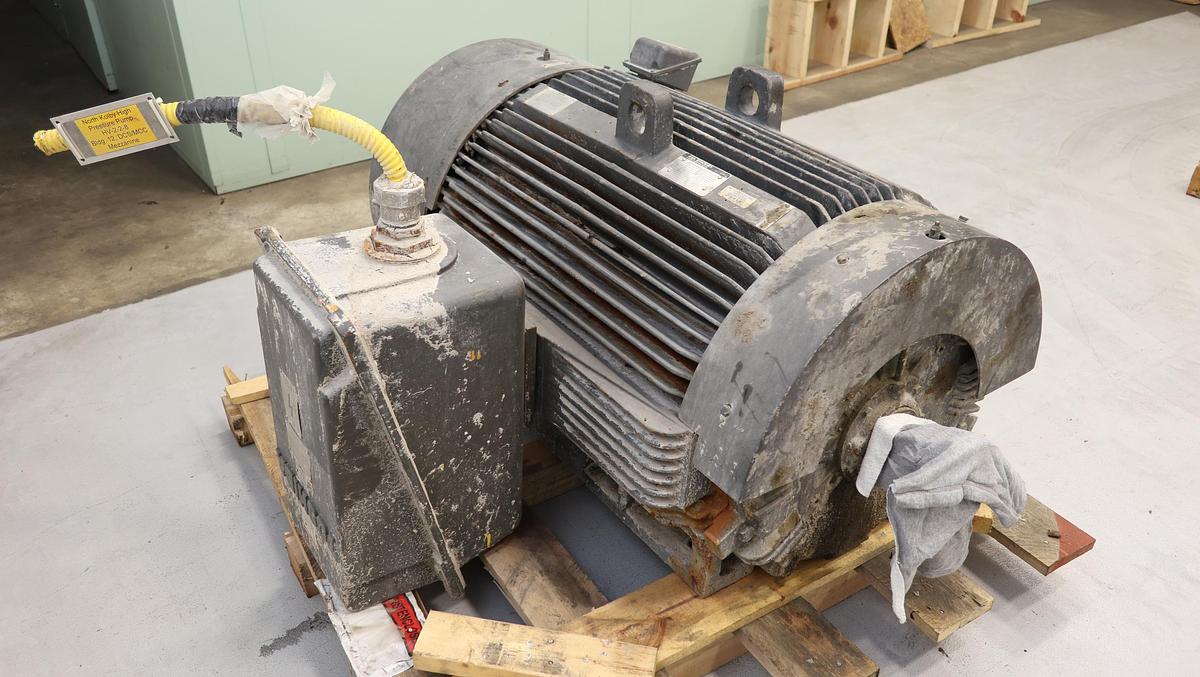 Used Toshiba NCZ3DK200L1S098 200 HP A/C Motor #46982