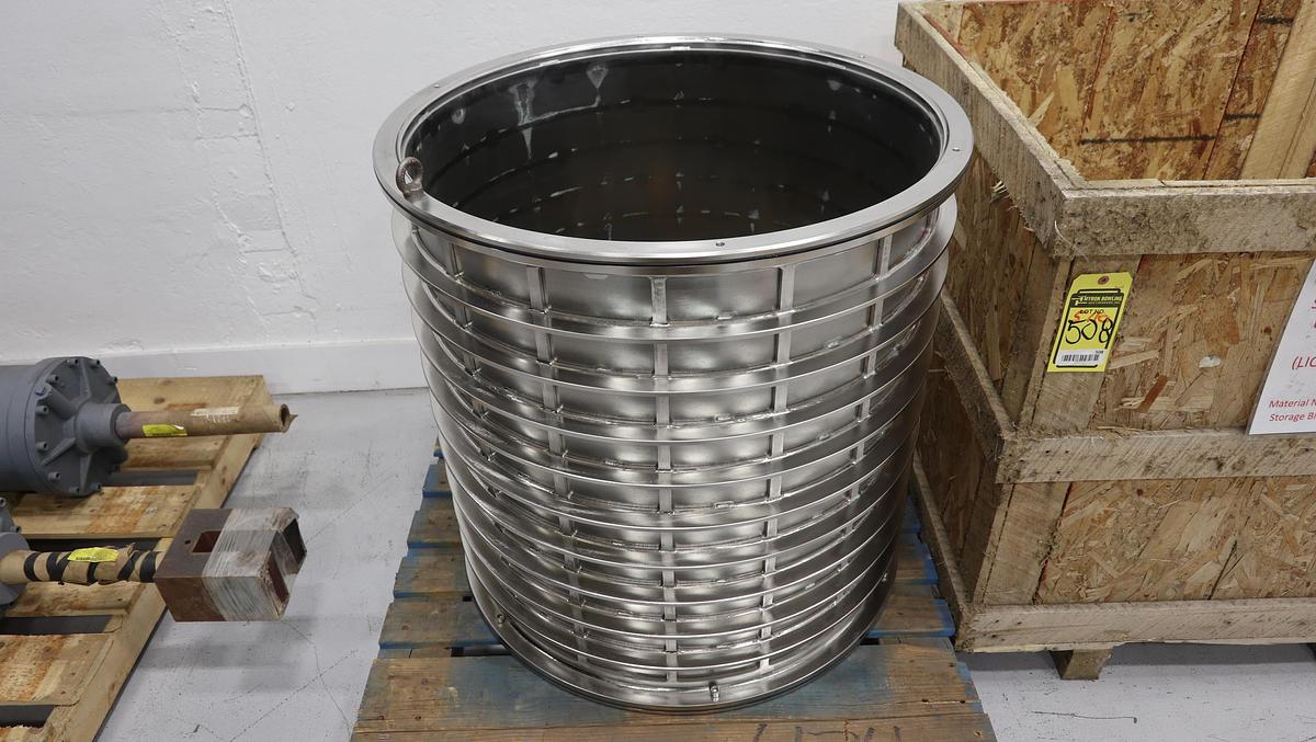Unused AFT Black Clawson UV400 Pressure Screen Basket #47293